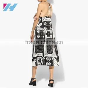 YIHAO New Fashion Apparel Women Bandana Printed Slip Dress Backless Spaghetti Strap Sexy Midi Dress thumbnail-2