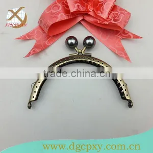 Purse Metal Frame With Various Color Gems thumbnail-5
