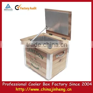 Wooden Gel Can Cooler thumbnail-1