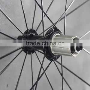 700c Ican Carbon Fiber Bike Wheels 56mm Clincher Road Bicycle Wheel With Glossy Logos W56C thumbnail-6