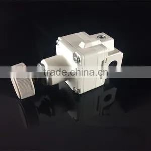 IR1020 SMC Pneumatic Precision Air Pressure Regulator thumbnail-1
