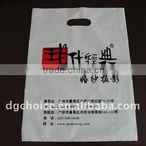 Best Selling Free Sample Hot Design in Guangzhou Plastic Die Cut Carry Bag thumbnail-3