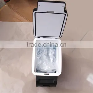Wholesale 6L 4 Cup Grooves Portable Heating Box Mini Electronic Refrigerator For Car thumbnail-2