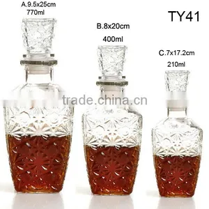 Square Glass Rum Wine Decanter With Glass Cork Lid thumbnail-1