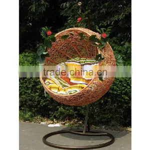 Flower Rattan Hanging Chair thumbnail-2