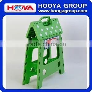 Plastic Folding Step Stool With Bathroom Folding Step Stool With Handle EVA Non-slip Dot thumbnail-4