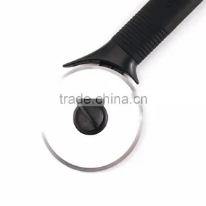 Pizza Cutter Wheel and Slicer With Silicone Handle thumbnail-6