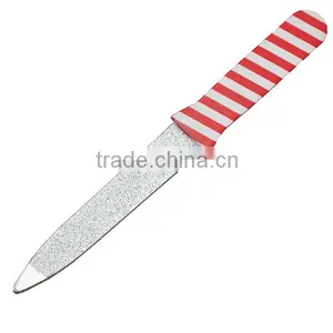 Metal Nail File In Plastic thumbnail-1