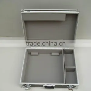 Aluminum Instrument Case thumbnail-1