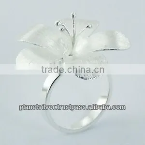 Lovely Brushed 925 Silver Plated Sterling Silver Flower Ring thumbnail-1