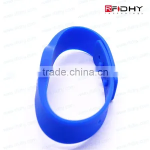 RFID SmartCard Wristbands Silicone Wristband for Bowling Centers thumbnail-4