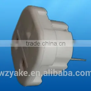 YK212 European Style White Travel Adaptor to UK thumbnail-1