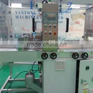 OM30 Overwrapping Machine thumbnail-1