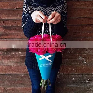 Amazing Fashion Flower Posy Box thumbnail-3