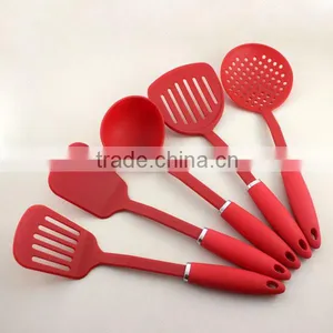 NYLON KITCHEN TOOL thumbnail-1