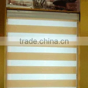 Elegant Sheer Blind thumbnail-1