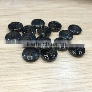 Plastic Buttons thumbnail-1