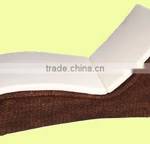 2012 Relax Wooden Daybed/ Nice Style Solid Wood Frame thumbnail-1