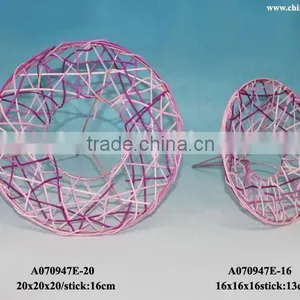Rattan Flower Holder thumbnail-1