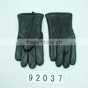 Leather Gloves thumbnail-1