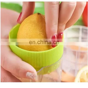 High Quality Plastic Orange Juicer Press With Cup thumbnail-5