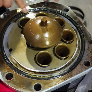 Bitzer Compressor Non - Unloading, Copeland Oil Pressure Alarm, Refueling, Cleaning and Maintenance for Hanbell rc - 2 - 510b thumbnail-4