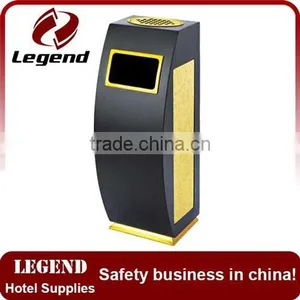 Metal Indoor Design Dustbin in thumbnail-1