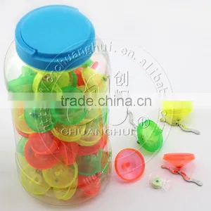 Magnet Peg-Top With Whistle Candy Toy thumbnail-2