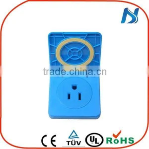 China Uchen US Waterproof Socket/water Proof Socket Plug thumbnail-1