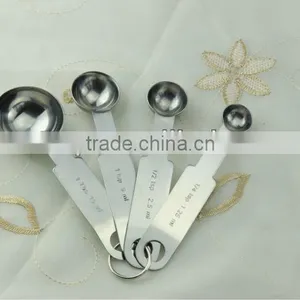 Stainless Steel Heart Shape Measuring Spoon Set thumbnail-5