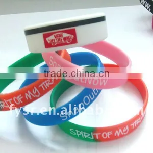 Promotional Silicone Bracelet thumbnail-1