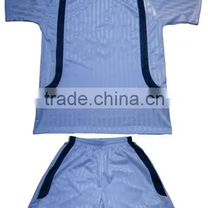 100% Polyester Quality Soccer Uniform thumbnail-1