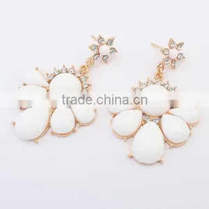 Fashion Contracted Joker White Earrings thumbnail-1