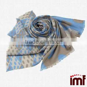 100% 80s Lightweight Large Fine Wool Super Soft Women's Fashion Sacrf Shawl thumbnail-4