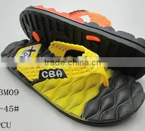 New Designed Men Beach Slippers in Flipflops thumbnail-1