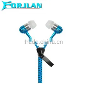 3.5 mm Stereo Wired Zip Earphone With Mic thumbnail-3