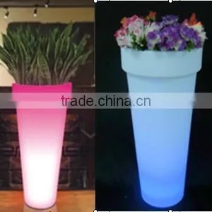Wireless Rechargeable Color Changing Round LED Flower Pot With Lighting System thumbnail-3