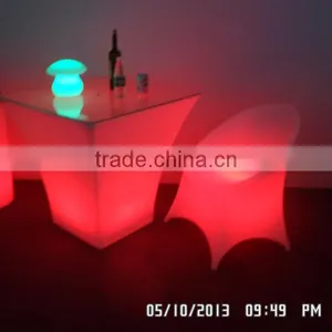 Hot Sale LED Furniture Series LED Glowing Plastic Square Table for Restaurant thumbnail-2