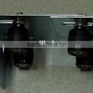 Upper Guide Nylon Roller Bracket Wih Gate Roller thumbnail-4