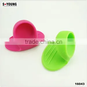 16043 Silicone Plate Clip for Plates Dishes for Microwave thumbnail-1