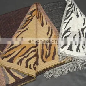 Pure Wool Jacquard Muffler / Unisex Scarf thumbnail-1