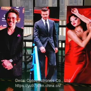 LED Fine Pitch Smar t Poster P2.3 thumbnail-3