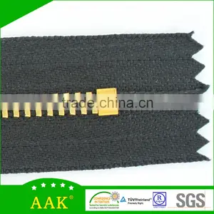 Ladies Jeans Factory China Matching Production 4# Brass y Teeth C/E Zippers thumbnail-6