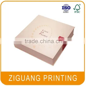 Customized Cheap Gift Box thumbnail-1