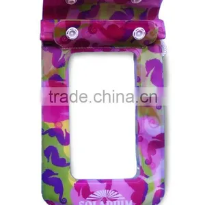 Plastic Waterproof Smartphone Holder With Closure thumbnail-1