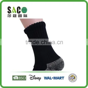 Black&white Free Knitting Heel and Toe Body is Solid Black Socks thumbnail-3