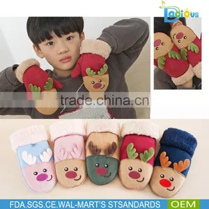 Lovely Christmas Deer Cartoon Gloves Children Winter Thickening Hand Gloves thumbnail-1