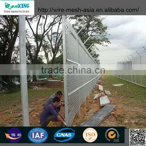 Iron Fence Netting Plastic Safety Fence Safety Barrier thumbnail-2