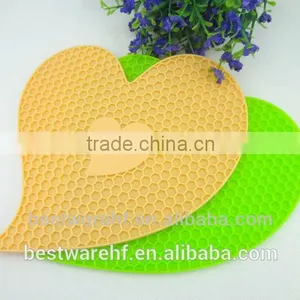 FDA Hight Quality Heart Shape Silicone Mats thumbnail-3