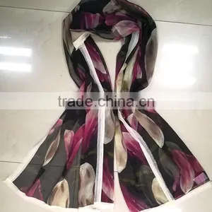 High Quality Fashionable Digital Print Feather Muslim Hijab Silk Scarf thumbnail-6